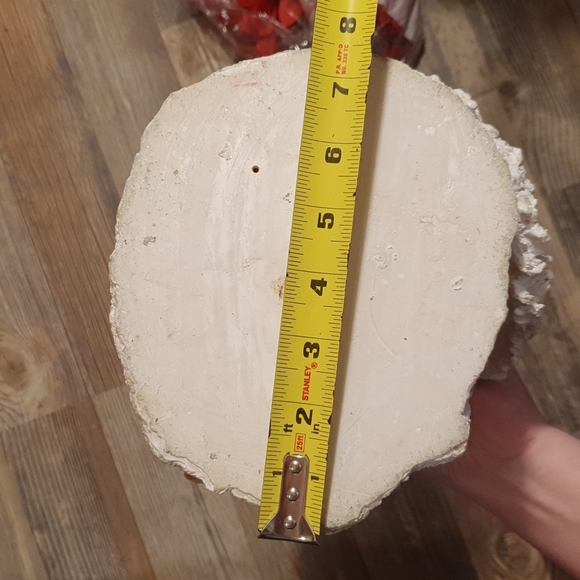 Vintage Style Santa Claus Statue Decor - Picture 12 of 14